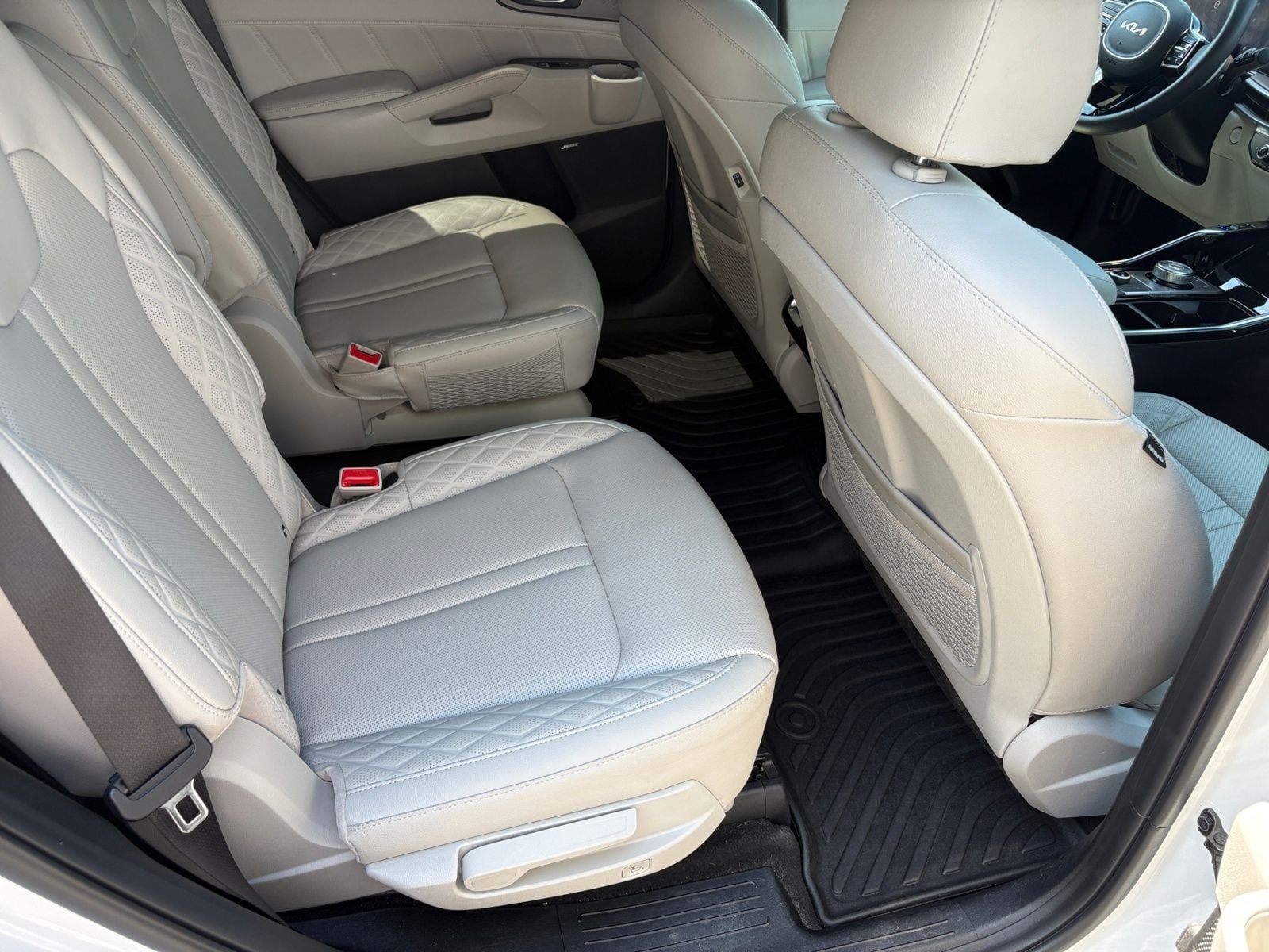 Pre-Owned 2025 Kia Sorento Plug-In Hybrid SX Prestige - photo - 15
