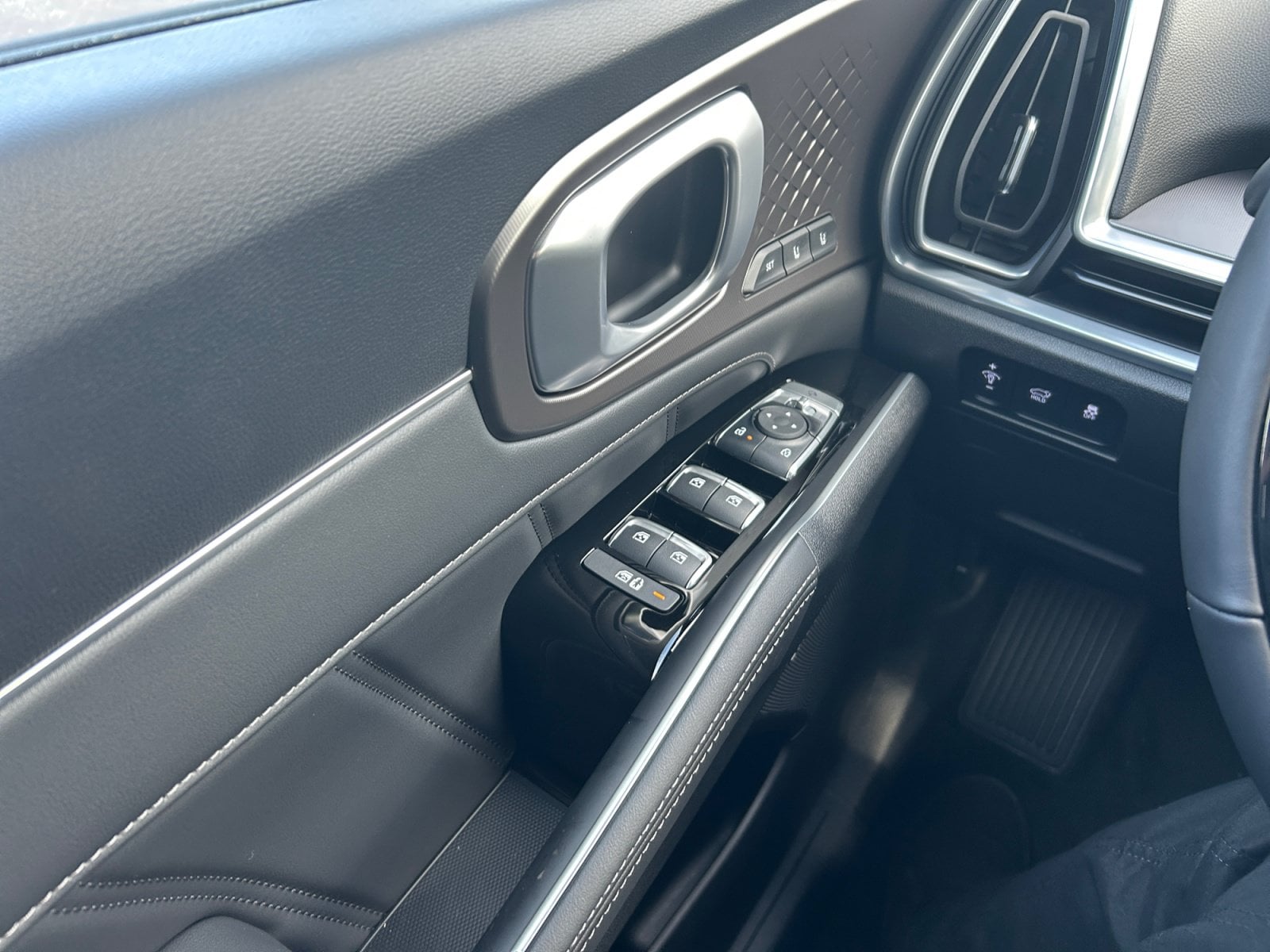 New 2026 Kia Sorento Hybrid X-Line SX Prestige - photo - 28
