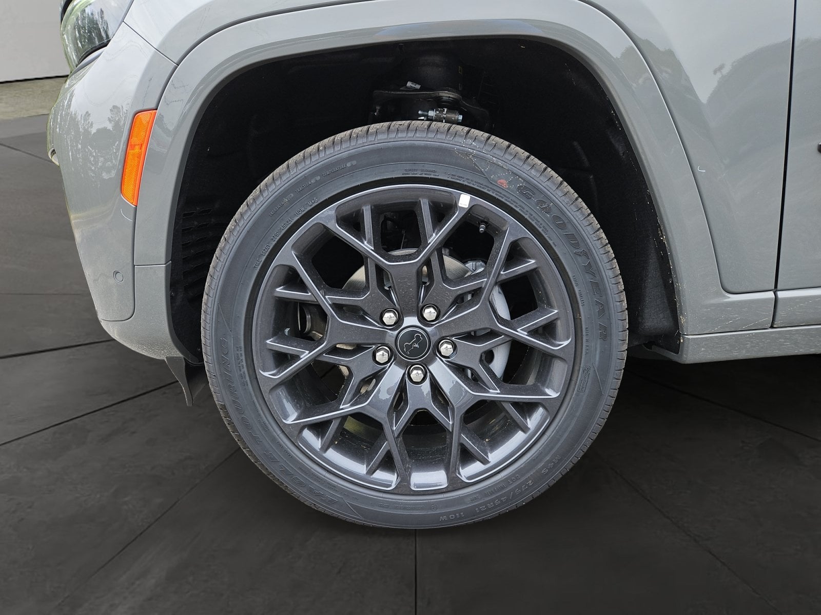 New 2027 Jeep Grand Cherokee Summit - photo - 13