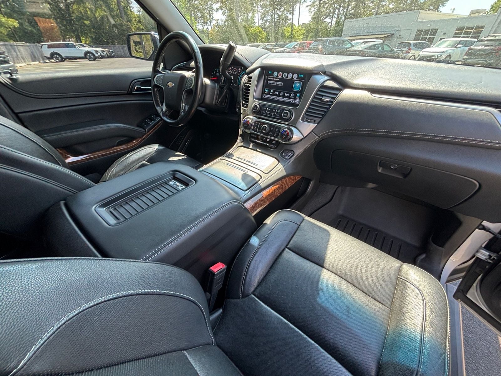 Pre-Owned 2019 Chevrolet Tahoe Premier - photo - 16