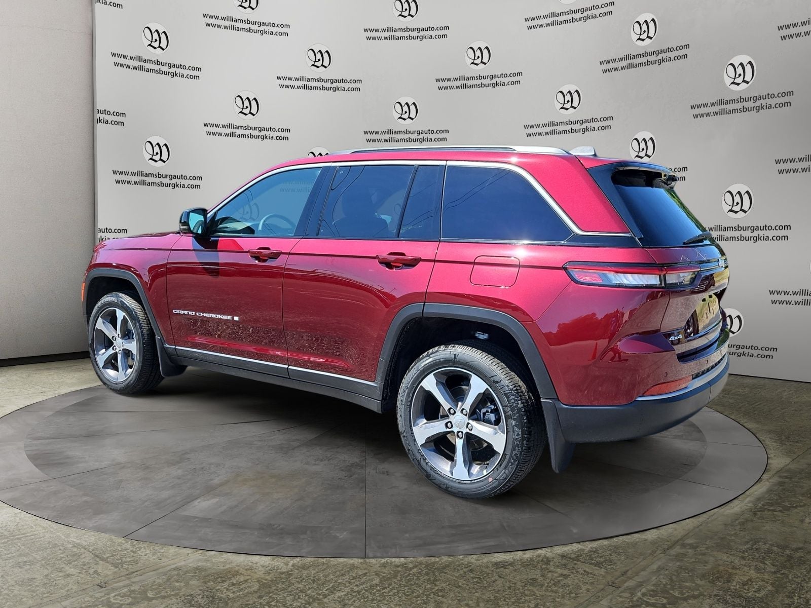 New 2026 Jeep Grand Cherokee Limited - photo - 2