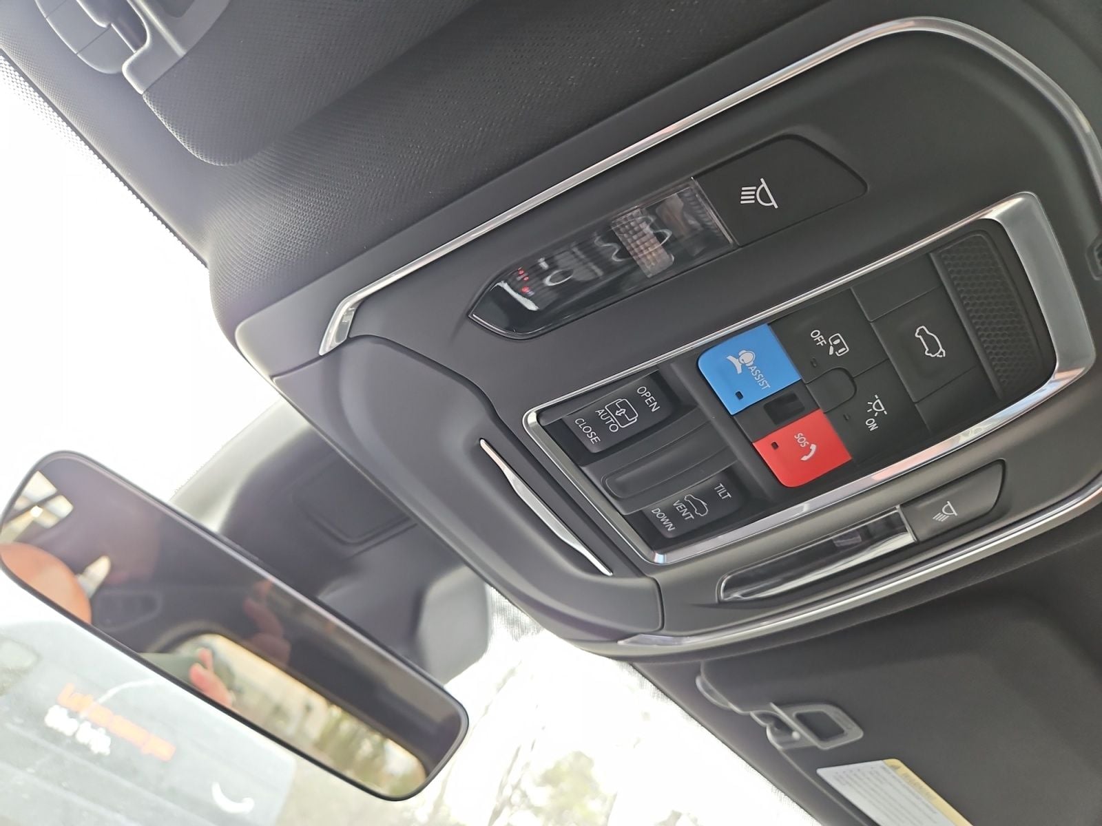 New 2026 Jeep Grand Cherokee Altitude - photo - 28