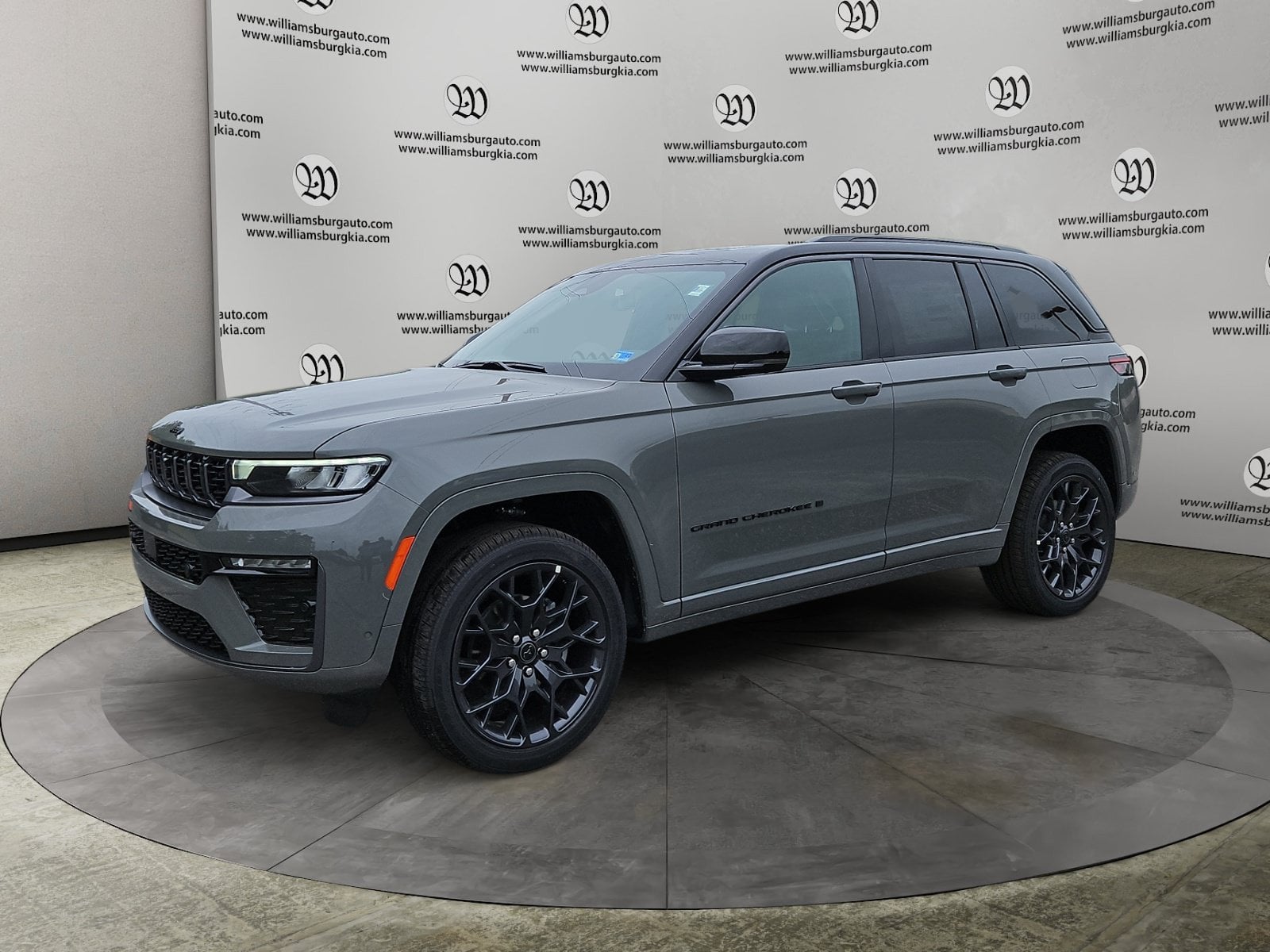 New 2027 Jeep Grand Cherokee Summit - photo - 0