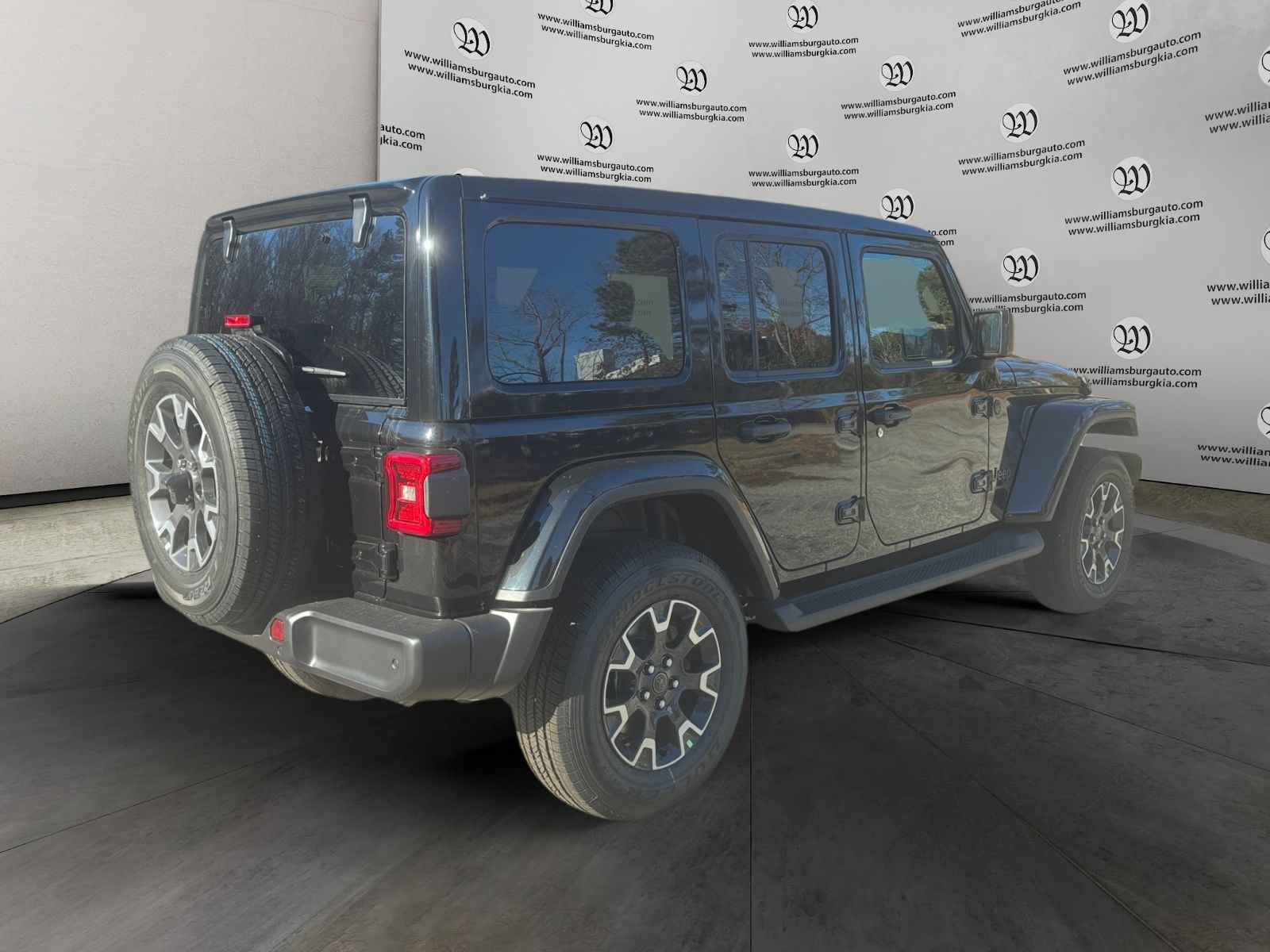 New 2026 Jeep Wrangler Sahara - photo - 4