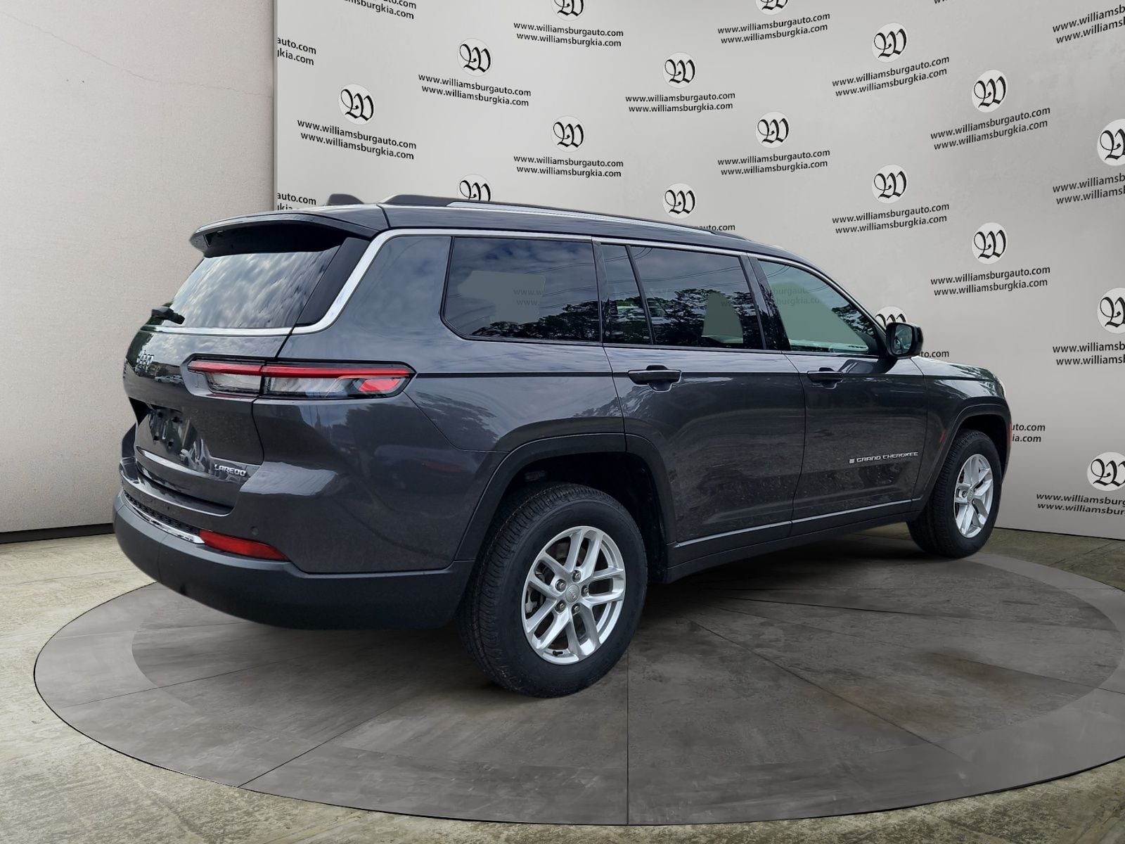 Pre-Owned 2023 Jeep Grand Cherokee L Laredo - photo - 4
