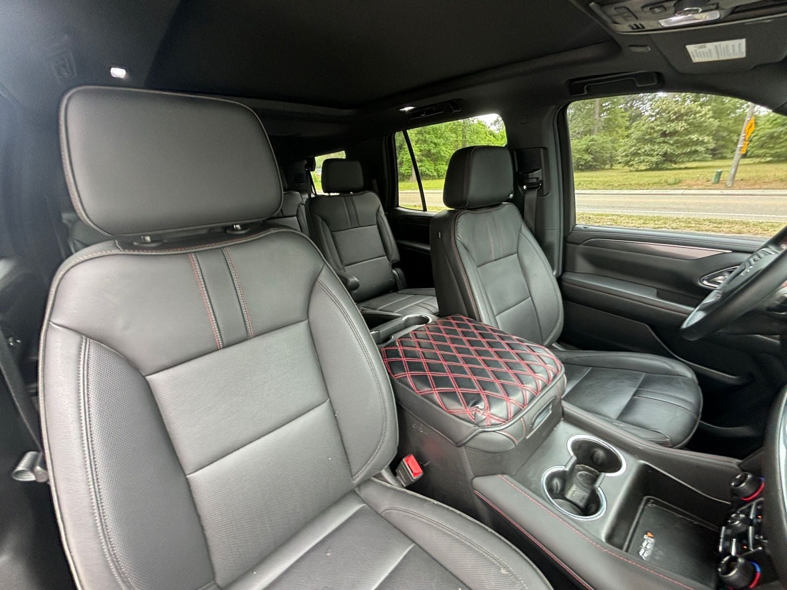 Pre-Owned 2024 Chevrolet Tahoe RST - photo - 15