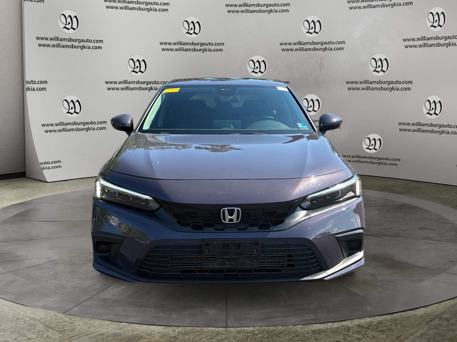Pre-Owned 2023 Honda Civic EX-L - photo - 7