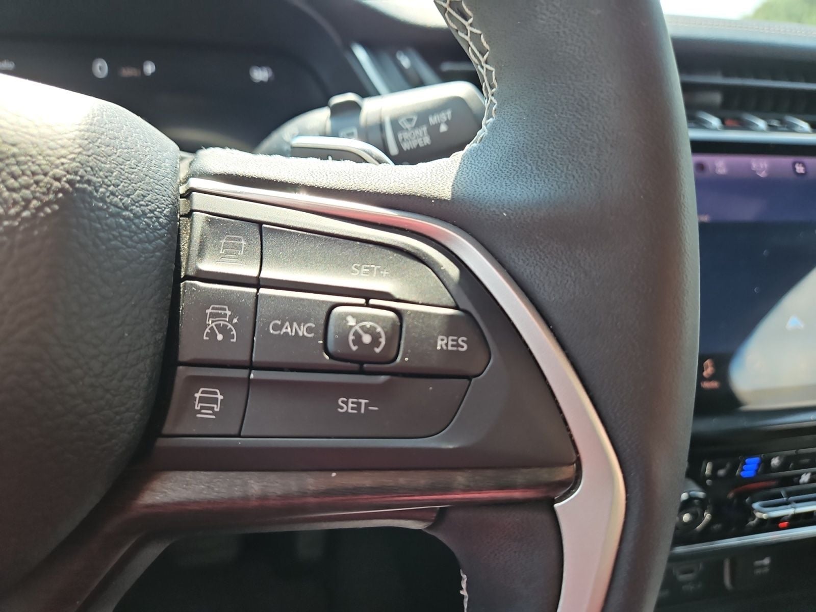 Pre-Owned 2024 Jeep Grand Cherokee L Limited - photo - 22
