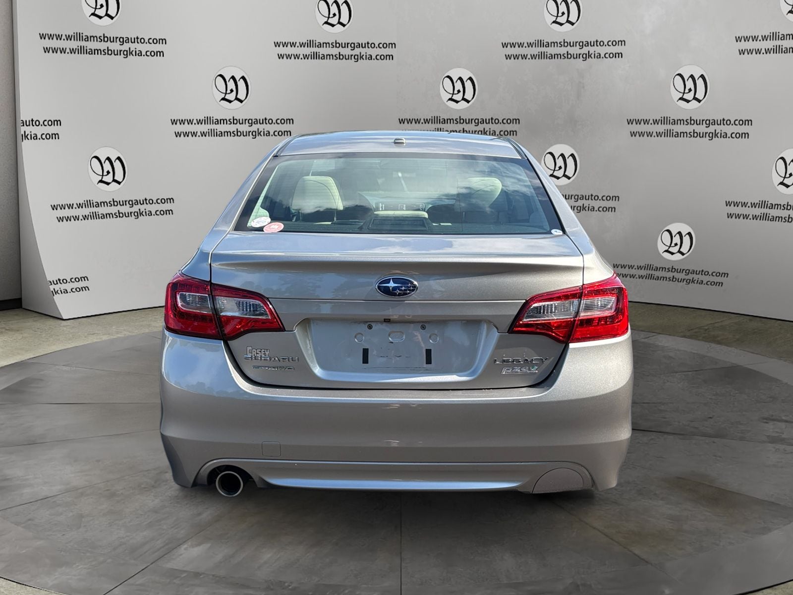 Pre-Owned 2015 Subaru Legacy 2.5i - photo - 3