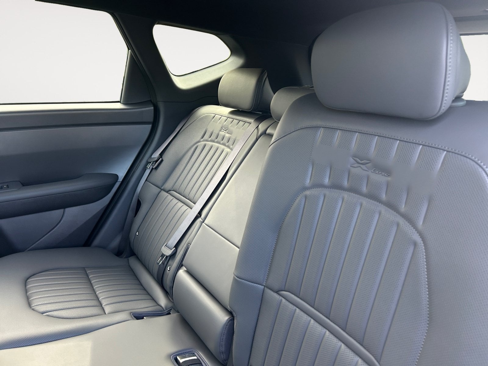 New 2027 Kia Seltos X-Line S - photo - 12