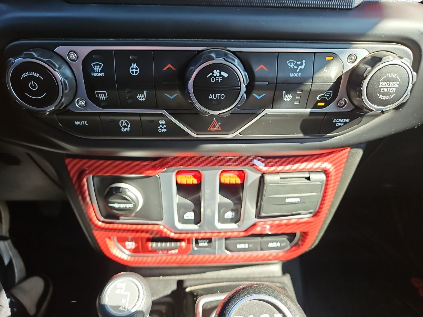 Pre-Owned 2019 Jeep Wrangler Rubicon - photo - 26