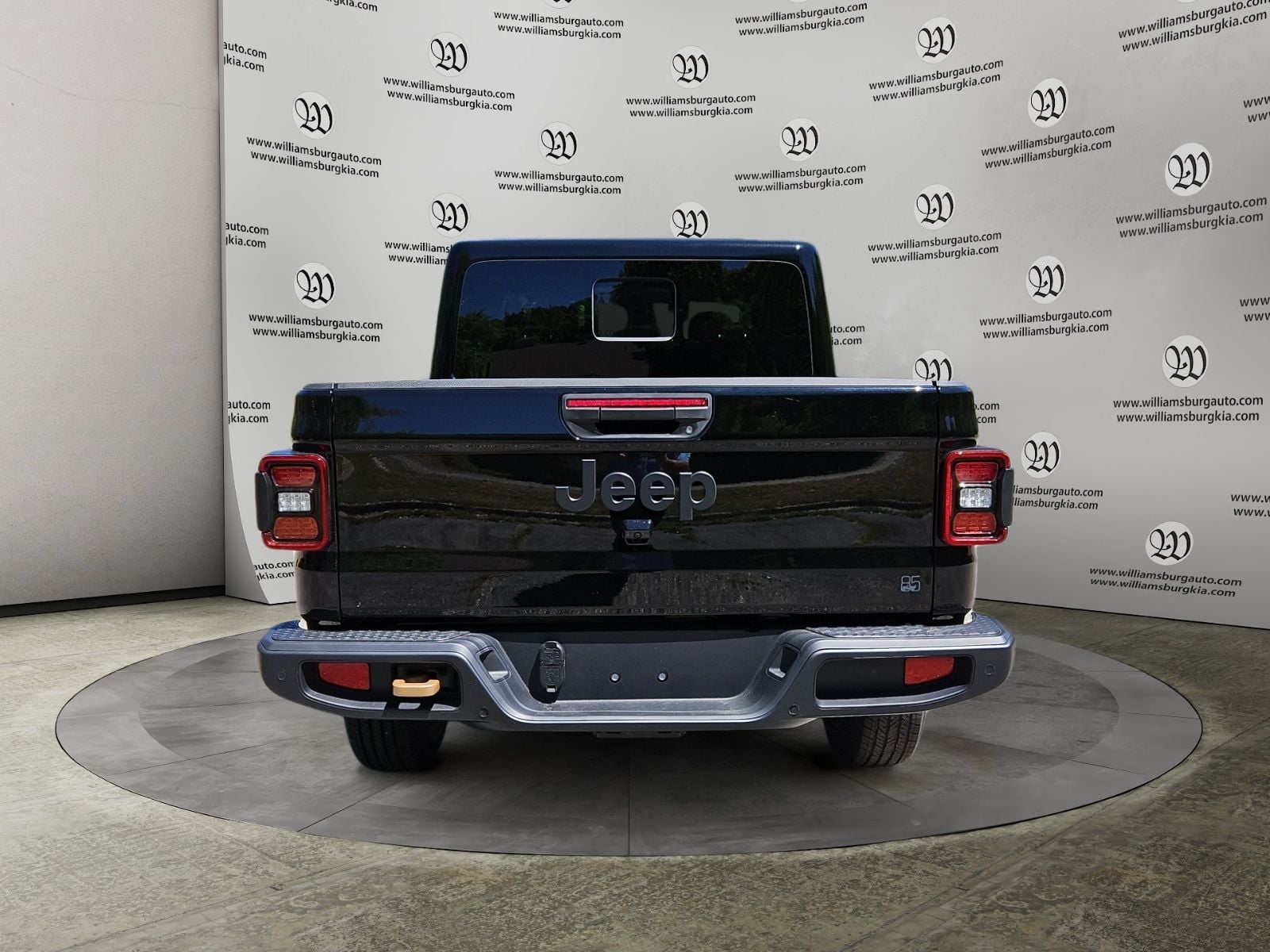New 2026 Jeep Gladiator 85th Anniversary Edition - photo - 3