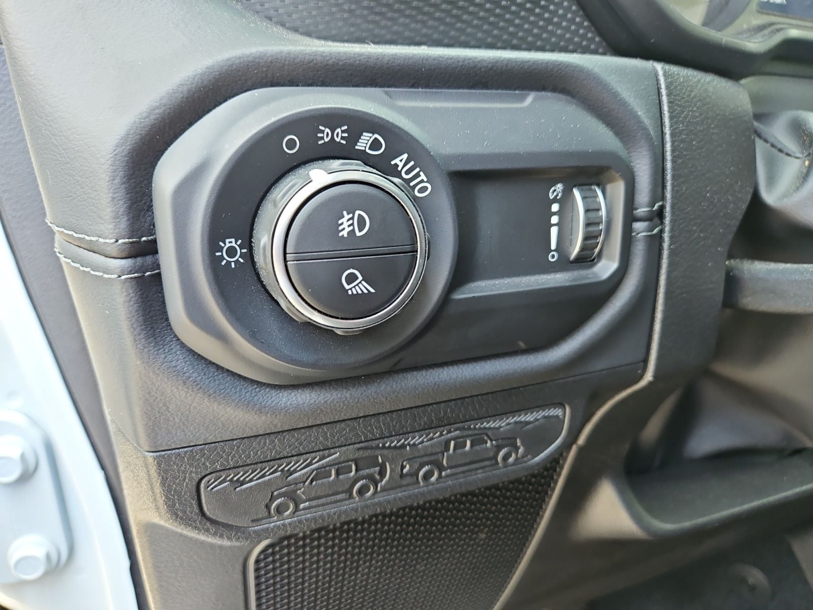 Pre-Owned 2026 Jeep Gladiator Mojave - photo - 22