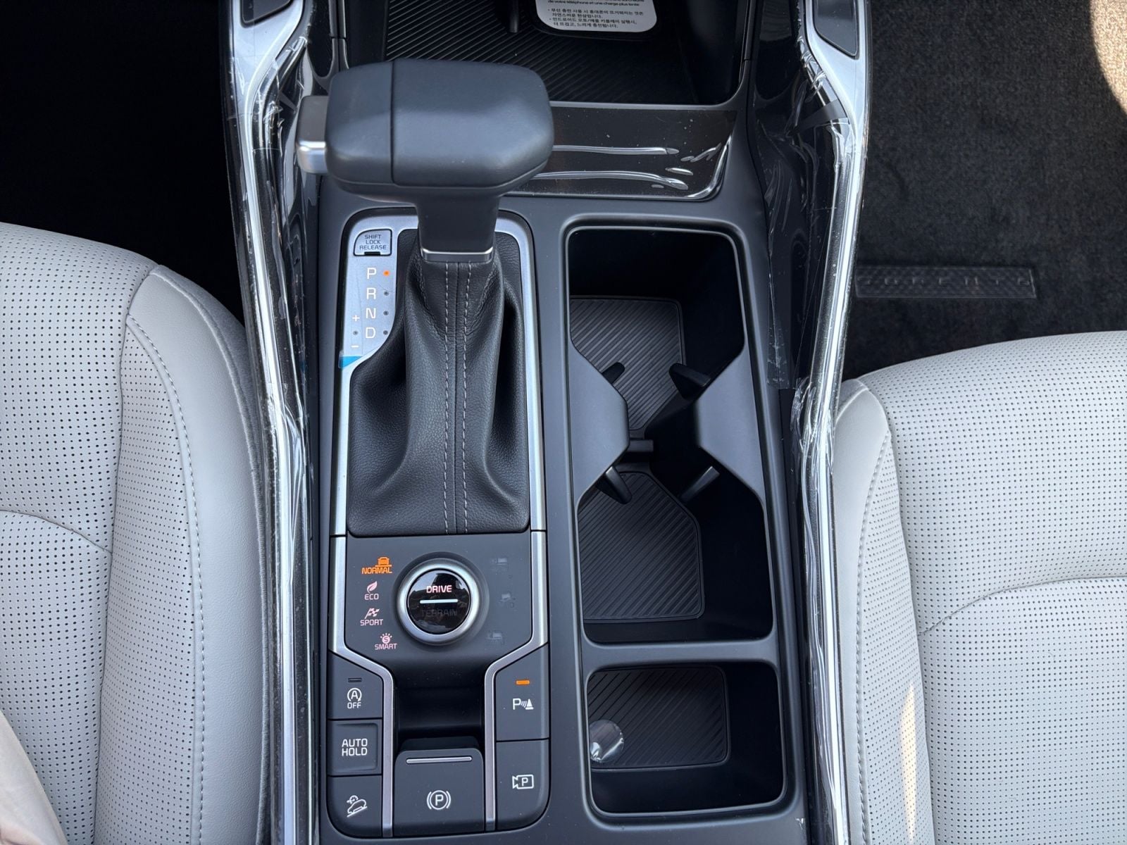 New 2026 Kia Sorento S - photo - 28