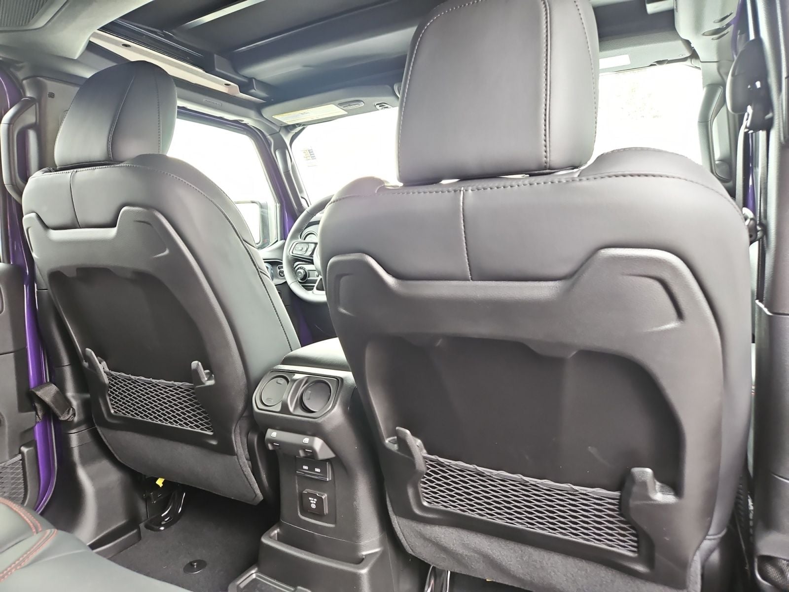 New 2026 Jeep Wrangler Rubicon - photo - 17