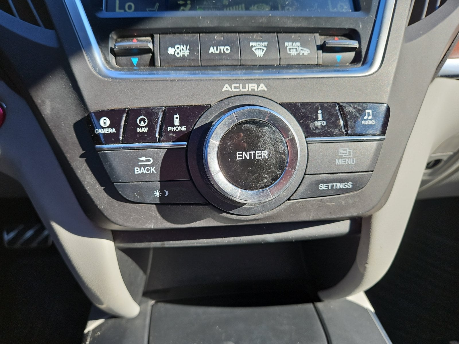 Pre-Owned 2017 Acura MDX Sport Hybrid 3.0L - photo - 27
