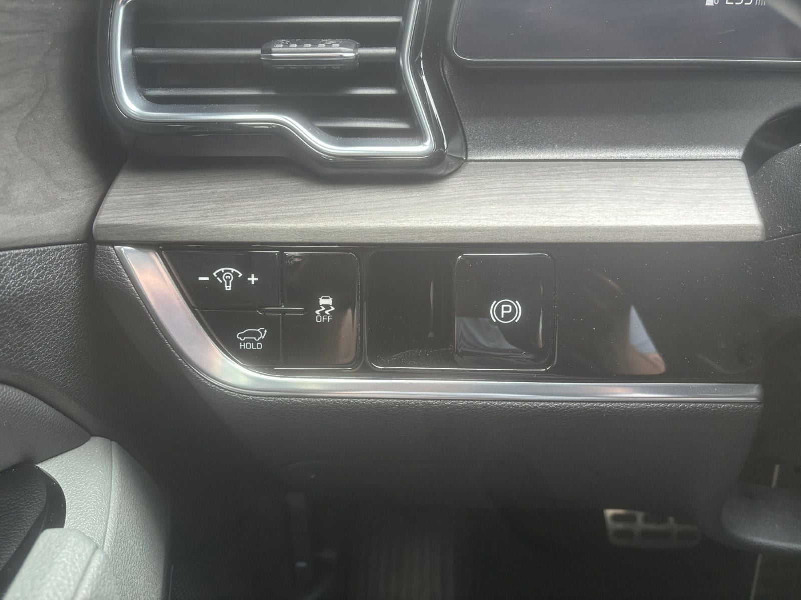 Pre-Owned 2023 Kia Sportage X-Pro - photo - 20