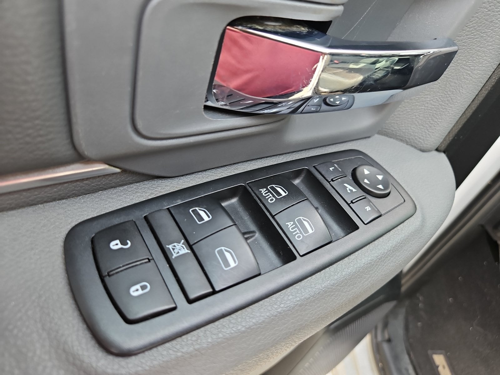 Pre-Owned 2017 Ram 1500 Big Horn - photo - 21