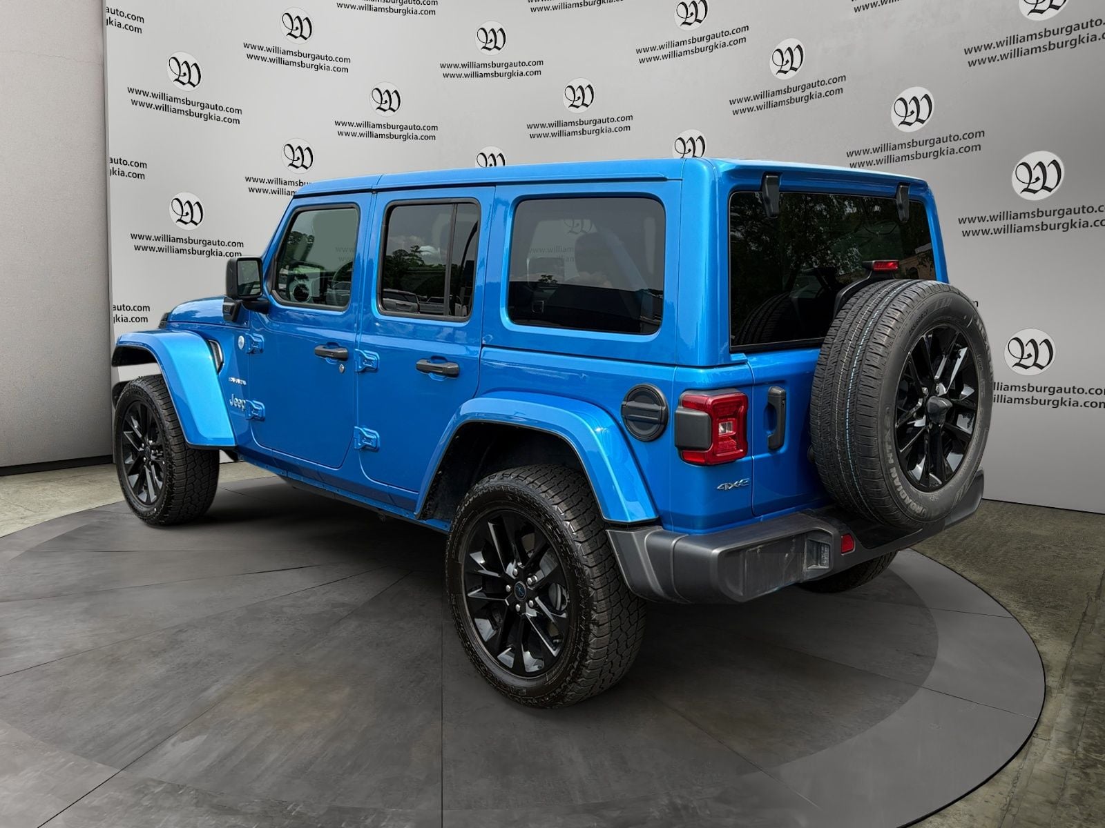 Pre-Owned 2024 Jeep Wrangler Sahara 4xe - photo - 2