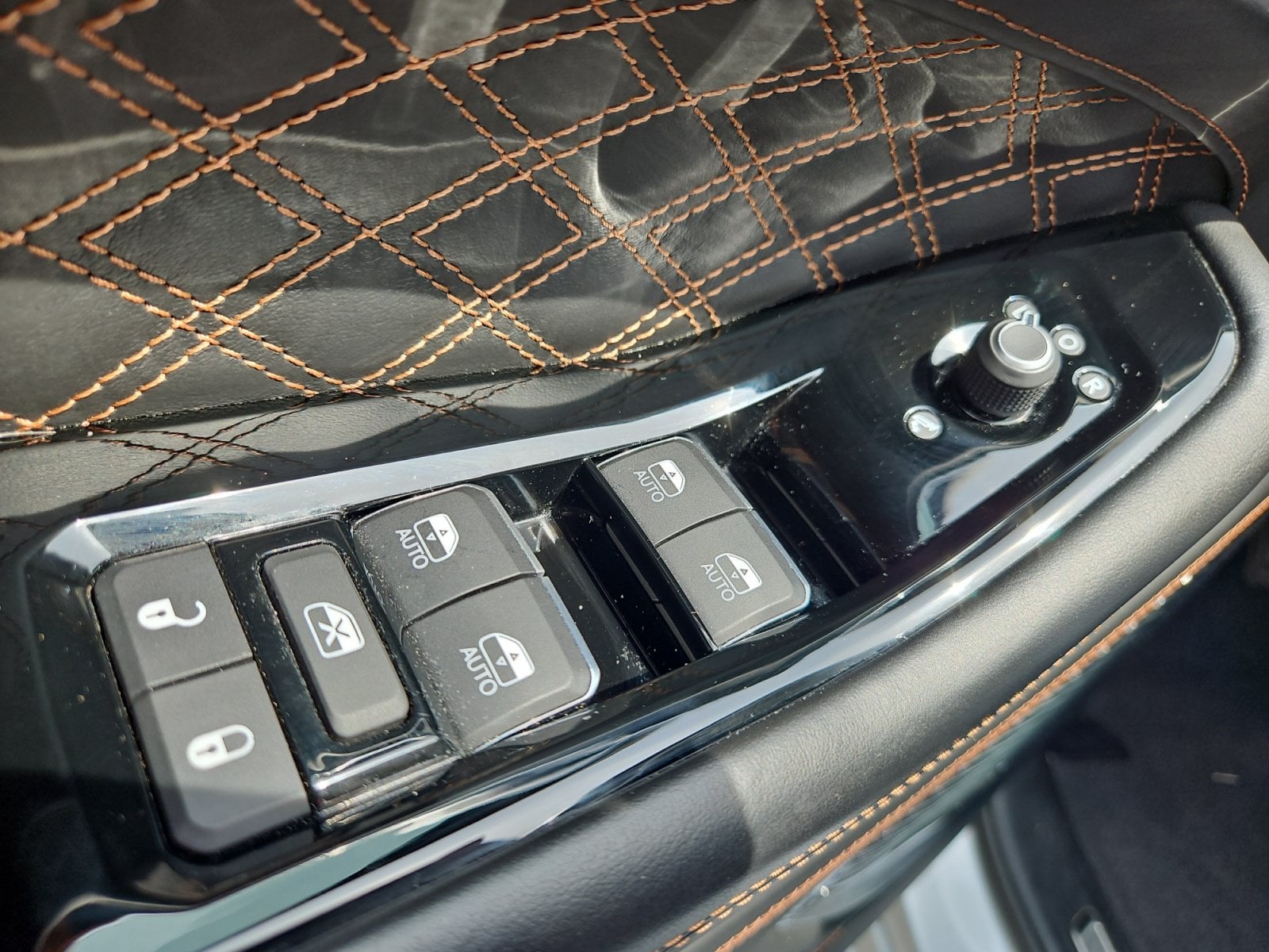 Pre-Owned 2022 Jeep Grand Cherokee L Summit - photo - 21
