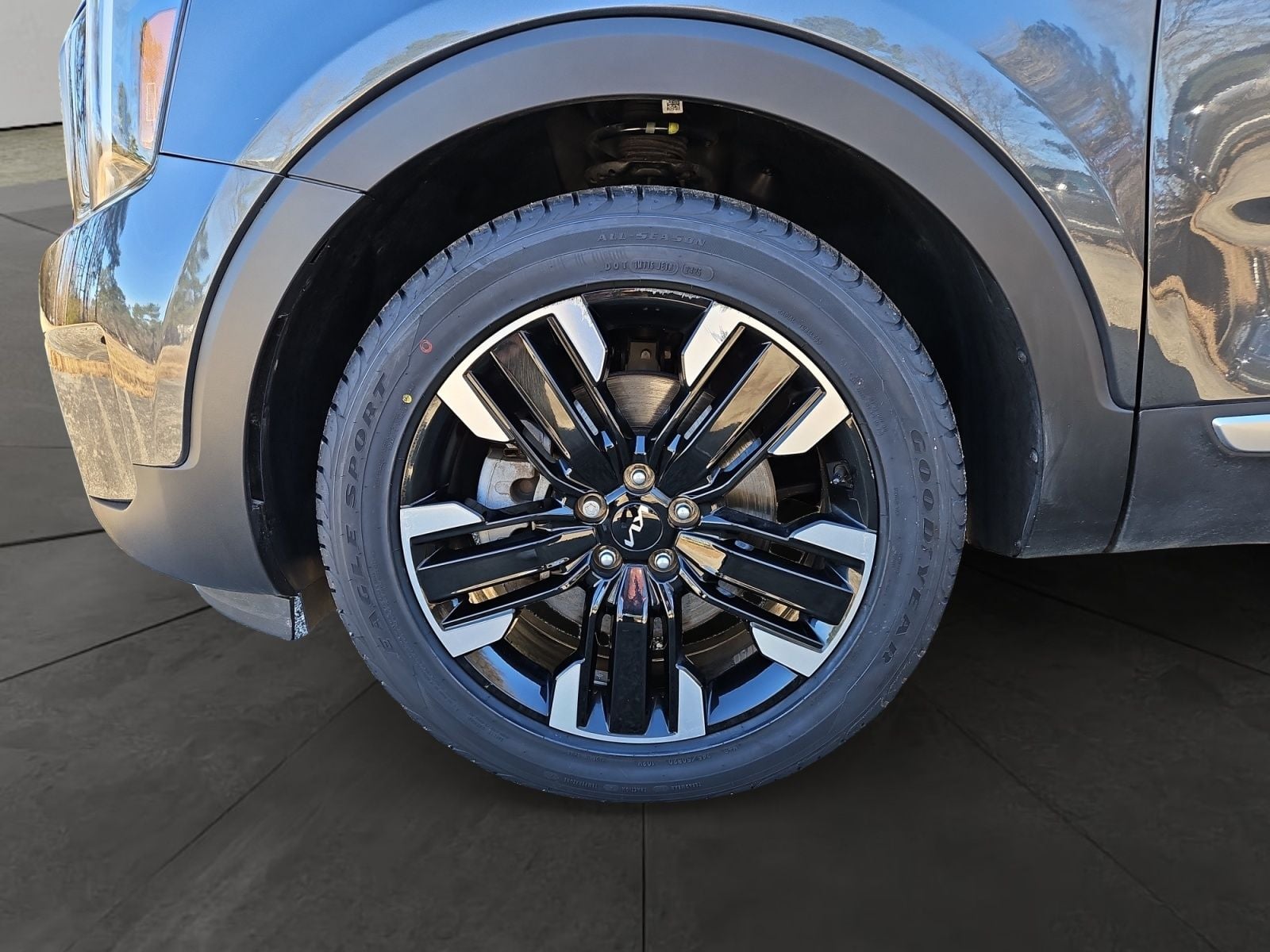Pre-Owned 2024 Kia Telluride SX-Prestige - photo - 13