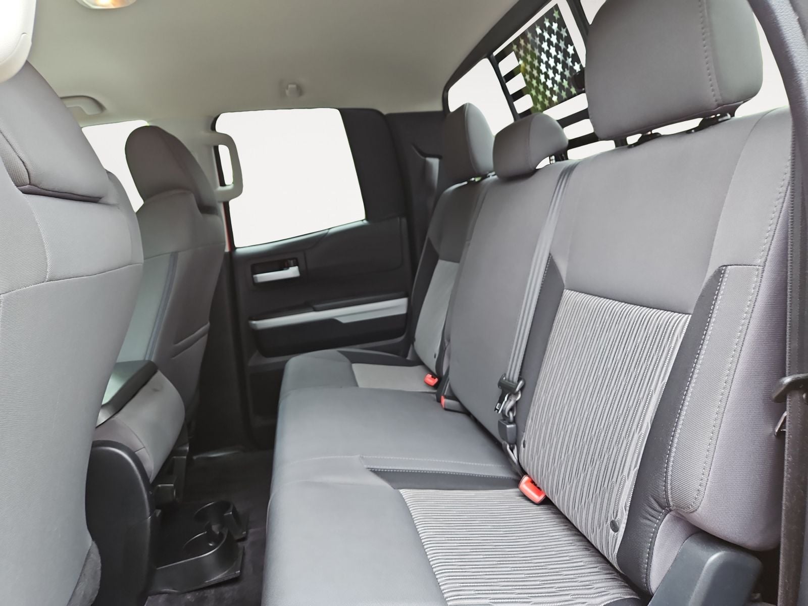 Pre-Owned 2014 Toyota Tundra SR5 - photo - 12