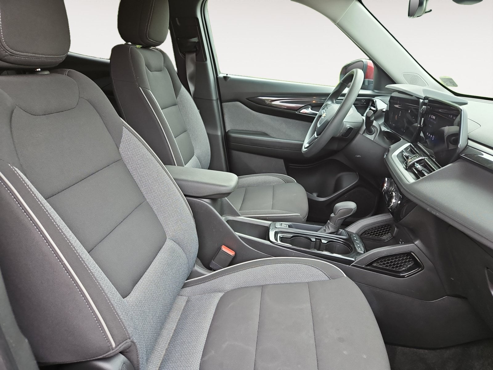 Pre-Owned 2025 Chevrolet TrailBlazer LT - photo - 14