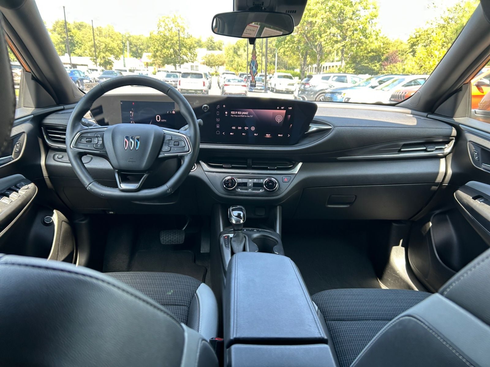 Pre-Owned 2024 Buick Envista Preferred - photo - 24