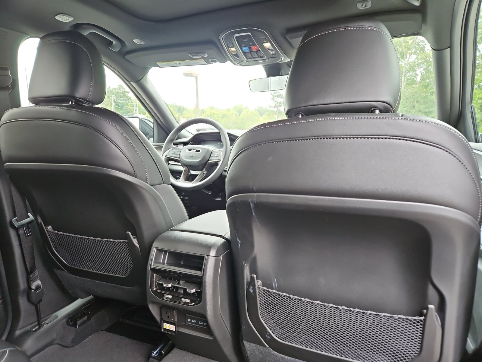 New 2027 Jeep Grand Cherokee Limited Reserve - photo - 17