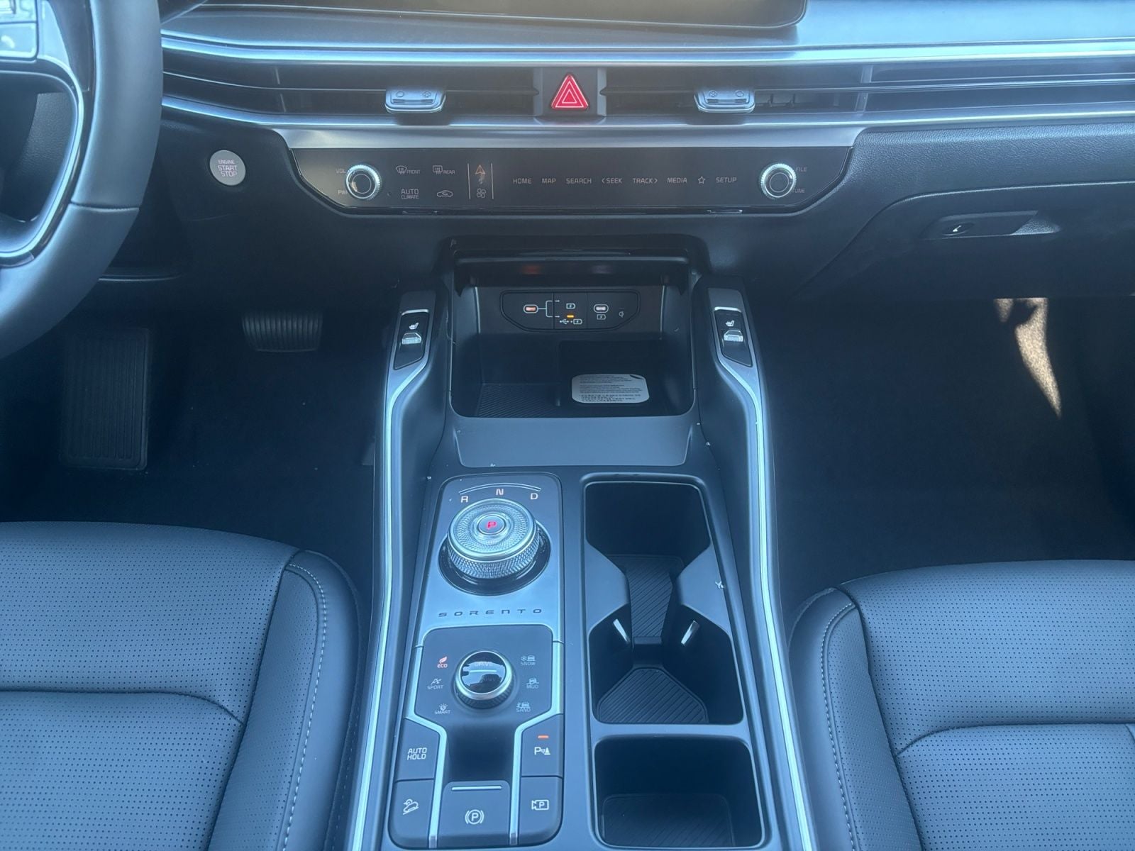 New 2026 Kia Sorento Hybrid EX - photo - 10