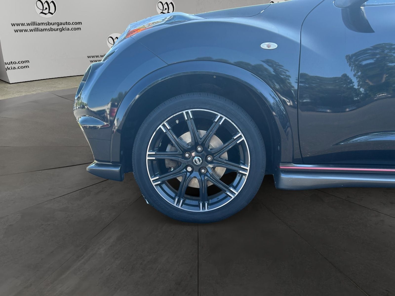 Pre-Owned 2013 Nissan Juke NISMO - photo - 13
