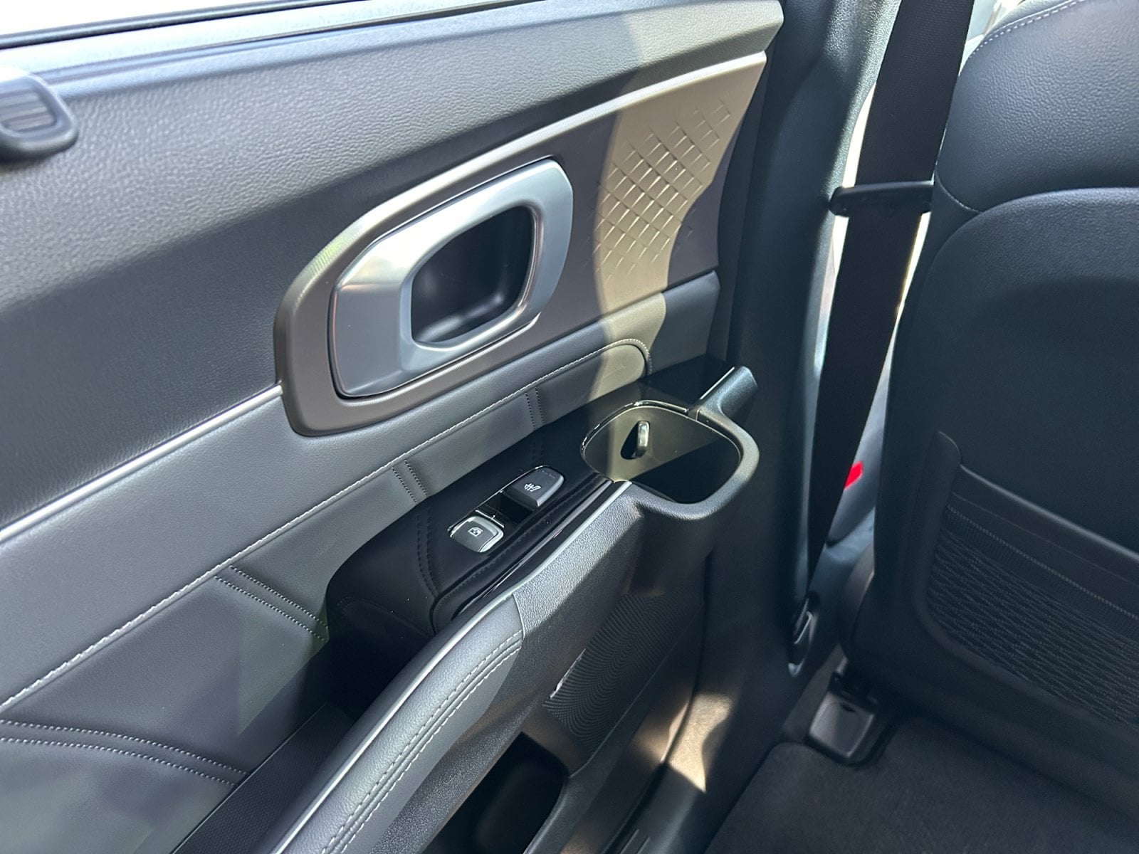 New 2026 Kia Sorento Hybrid X-Line SX Prestige - photo - 25