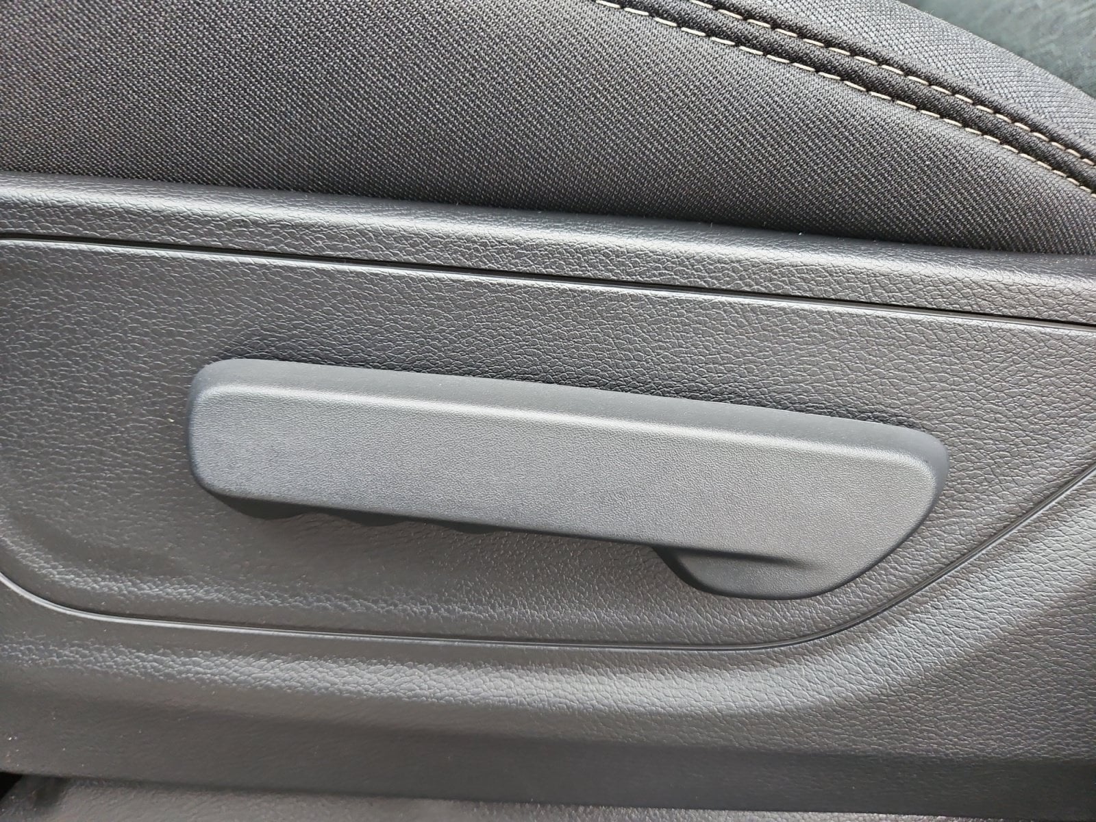 New 2026 Ram 1500 Tradesman - photo - 20