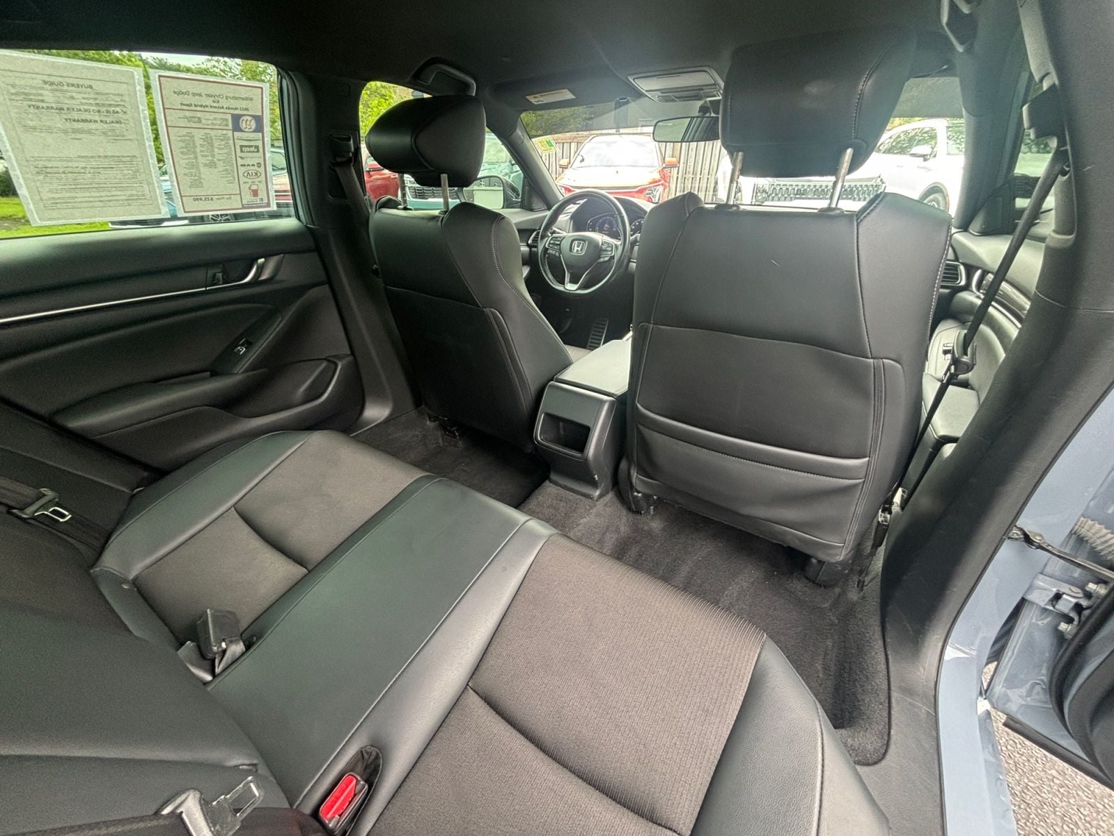 Pre-Owned 2022 Honda Accord Hybrid Sport - photo - 18