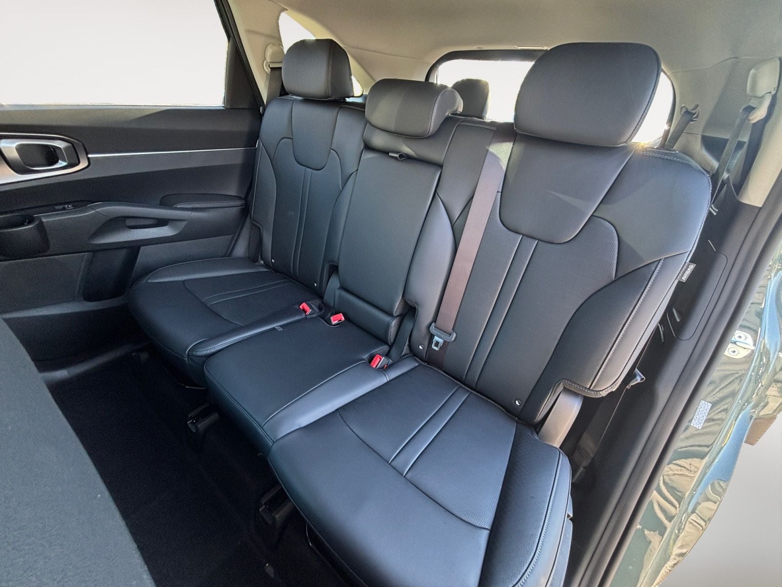 New 2026 Kia Sorento Hybrid EX - photo - 12