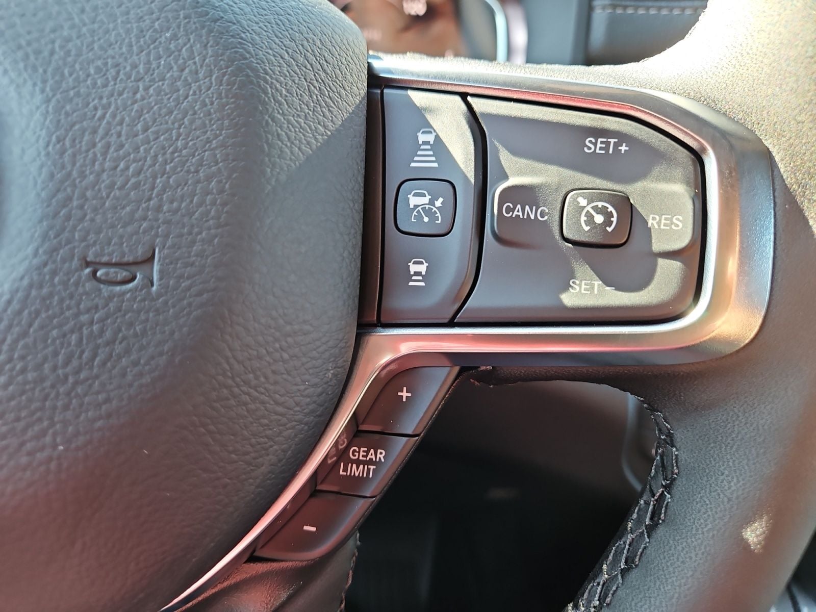 New 2027 Ram 1500 Laramie - photo - 24