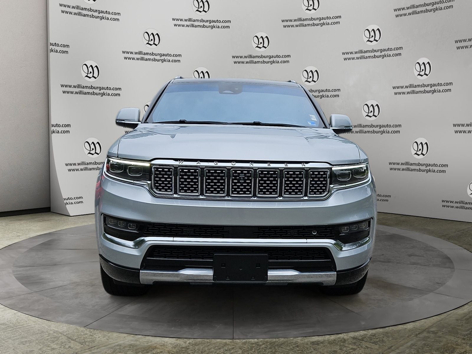 Pre-Owned 2022 Jeep Grand Wagoneer Series III - photo - 7