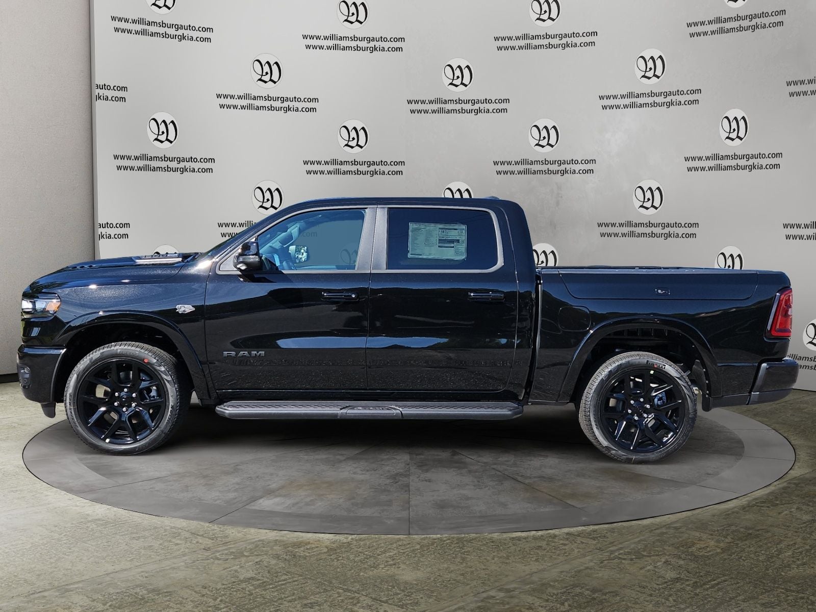 New 2027 Ram 1500 Laramie - photo - 1