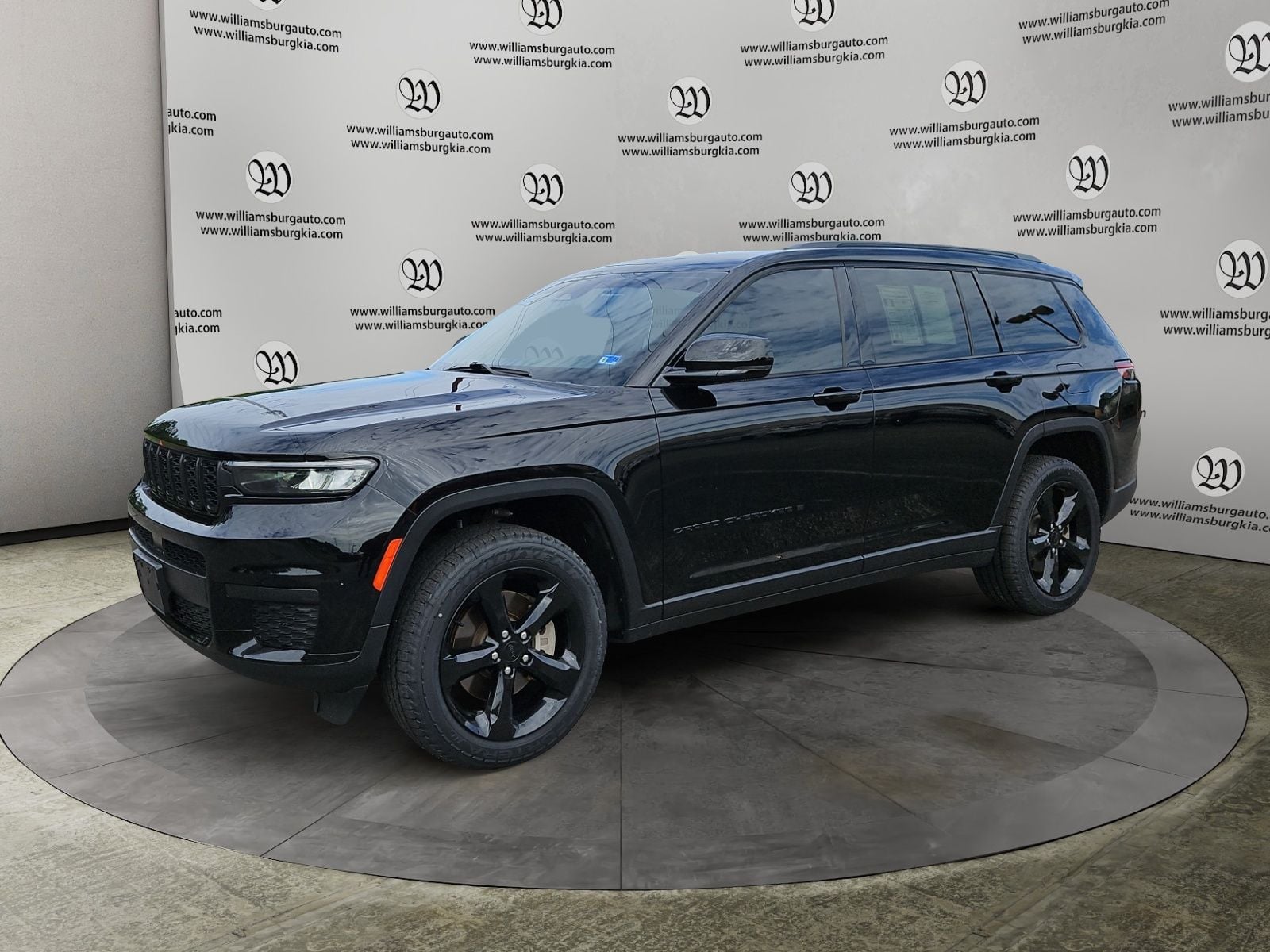 Pre-Owned 2023 Jeep Grand Cherokee L Altitude - photo - 0