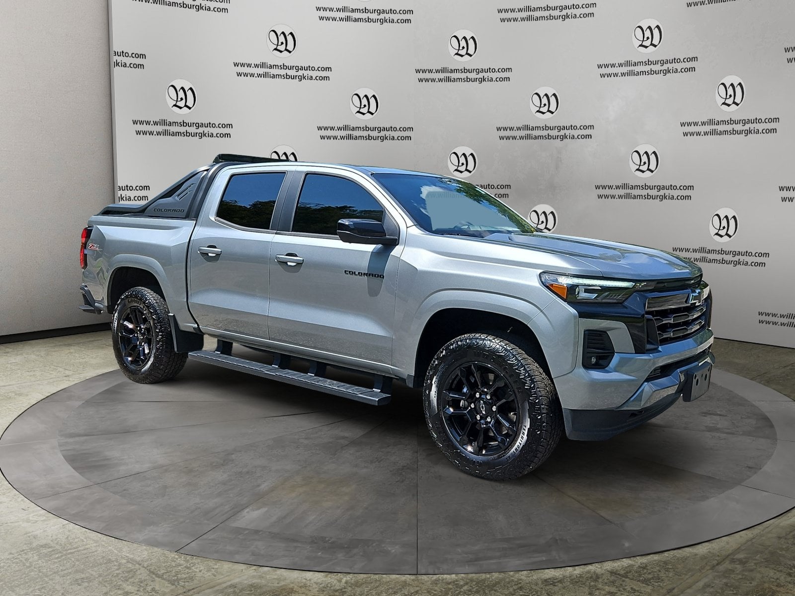 Pre-Owned 2025 Chevrolet Colorado Z71 - photo - 6