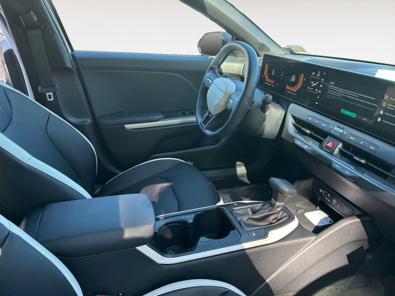 New 2026 Kia K4 GT-Line - photo - 14