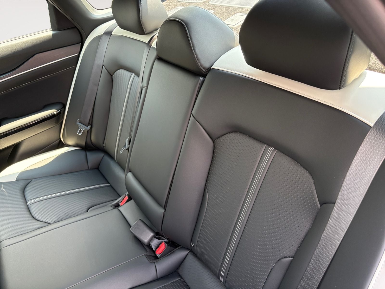 New 2026 Kia K5 GT-Line - photo - 12