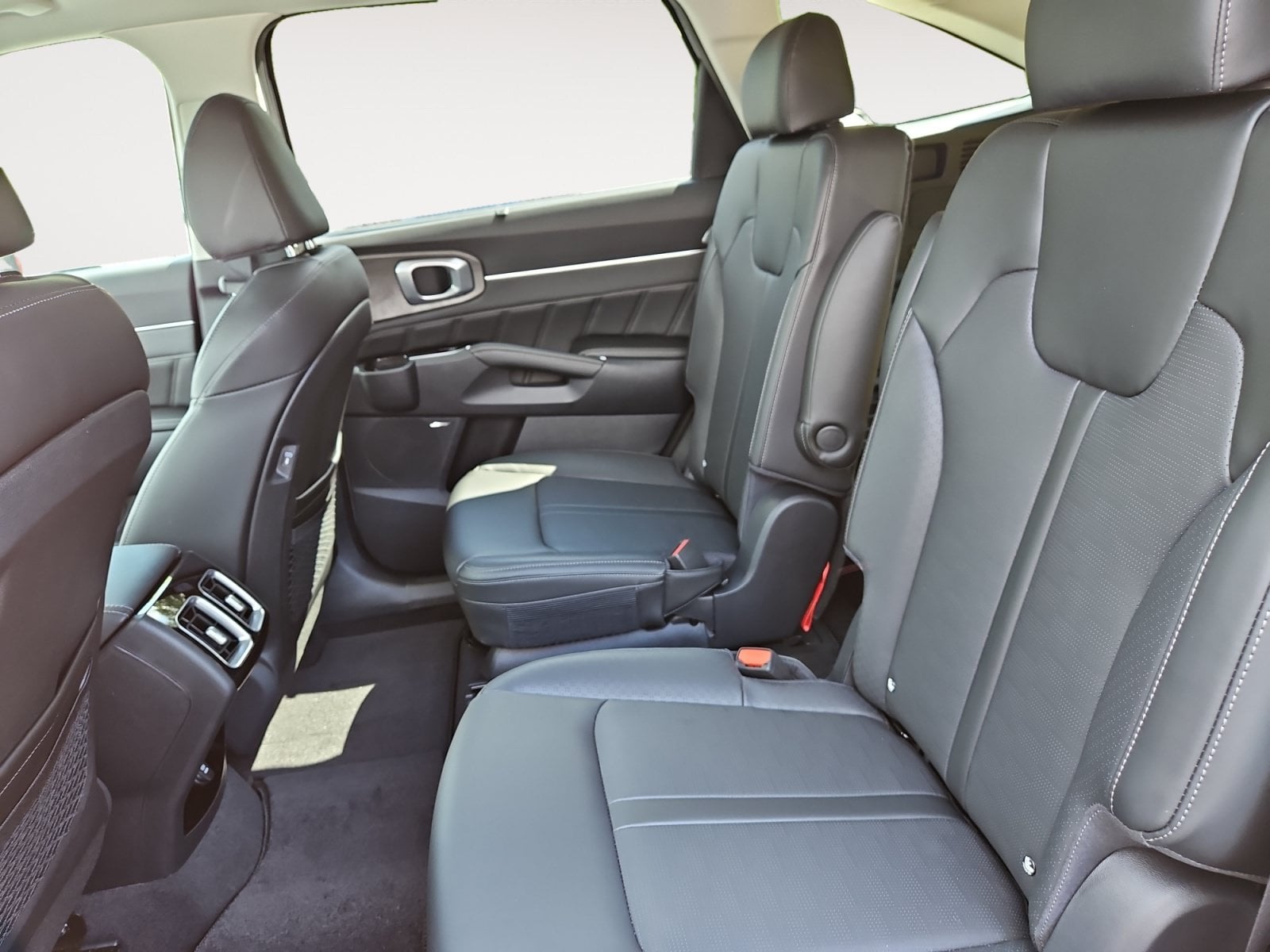 New 2026 Kia Sorento X-Line SX - photo - 12