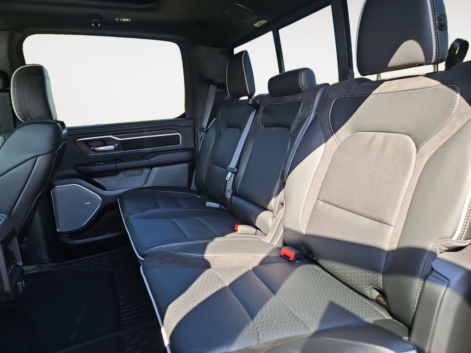 New 2027 Ram 1500 Laramie - photo - 12