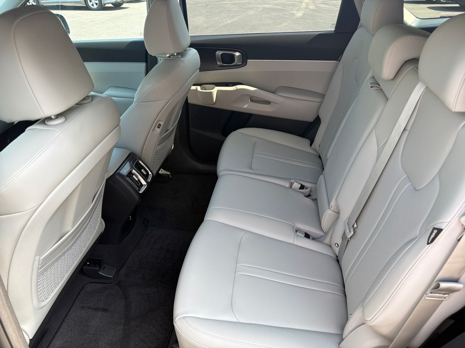 New 2026 Kia Sorento S - photo - 16