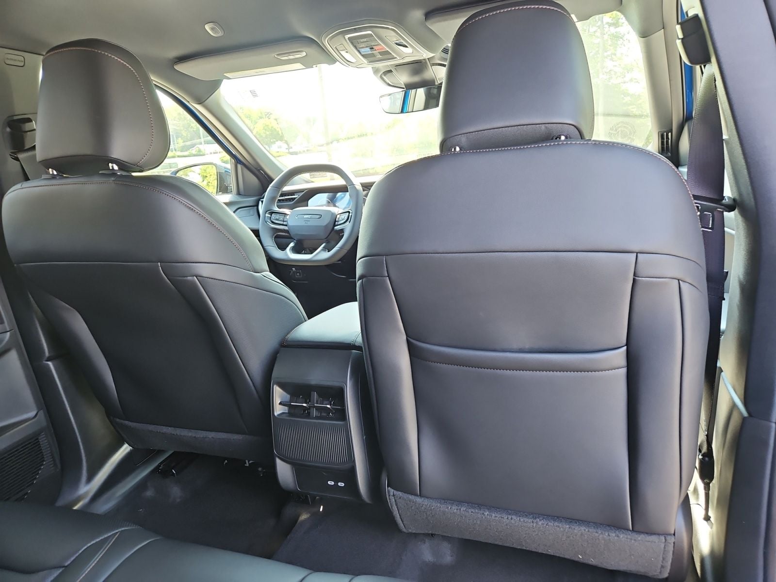New 2026 Jeep Cherokee Limited - photo - 17