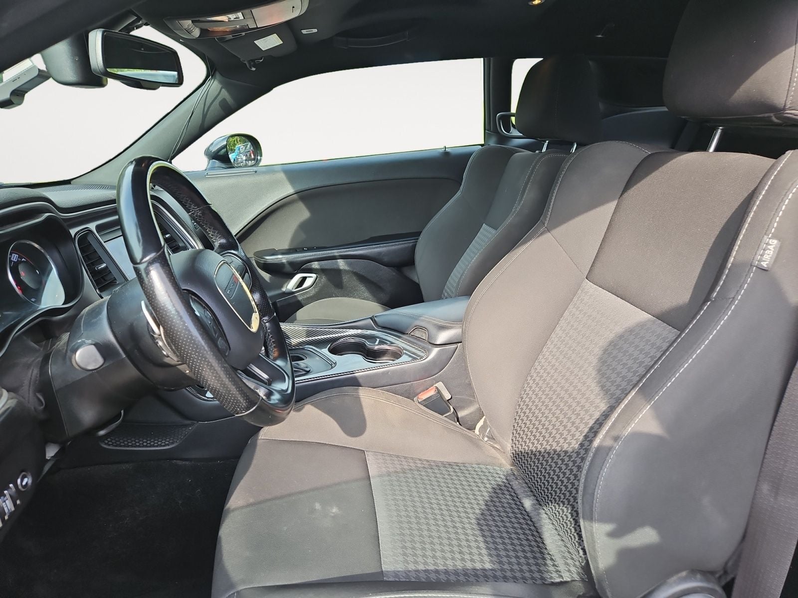 Pre-Owned 2021 Dodge Challenger R/T - photo - 8