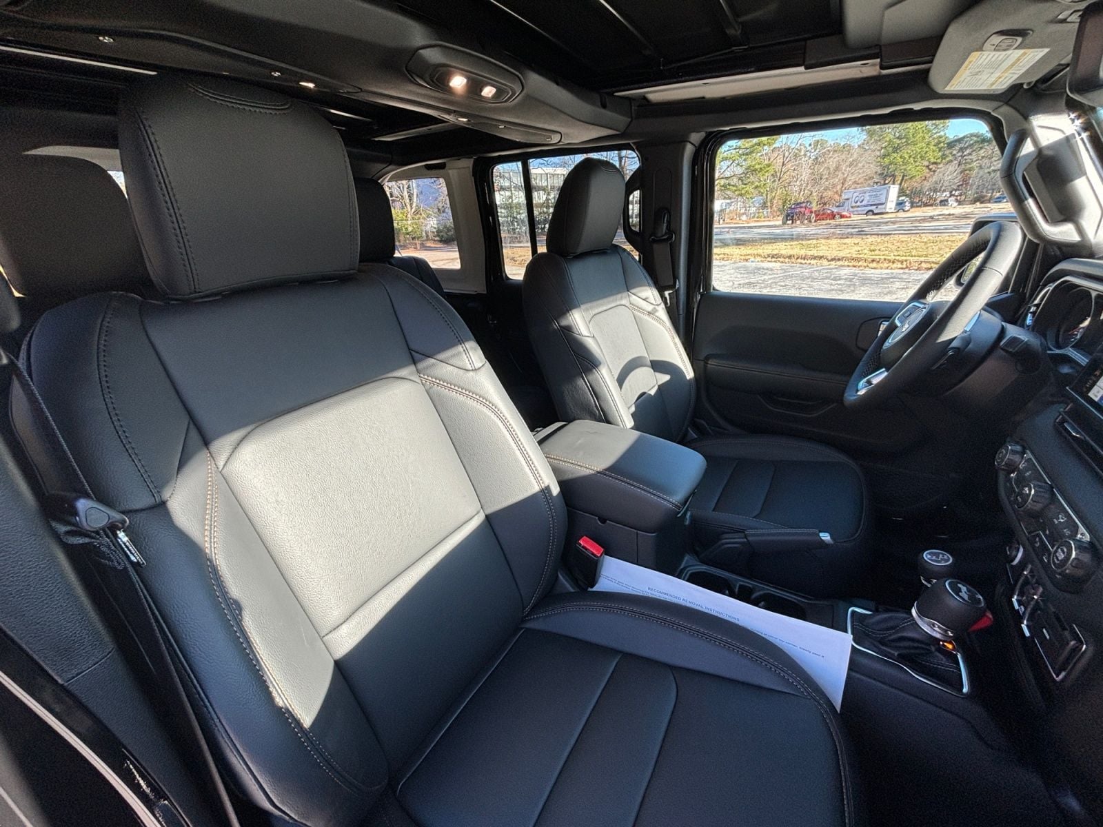 New 2026 Jeep Wrangler Sahara - photo - 15