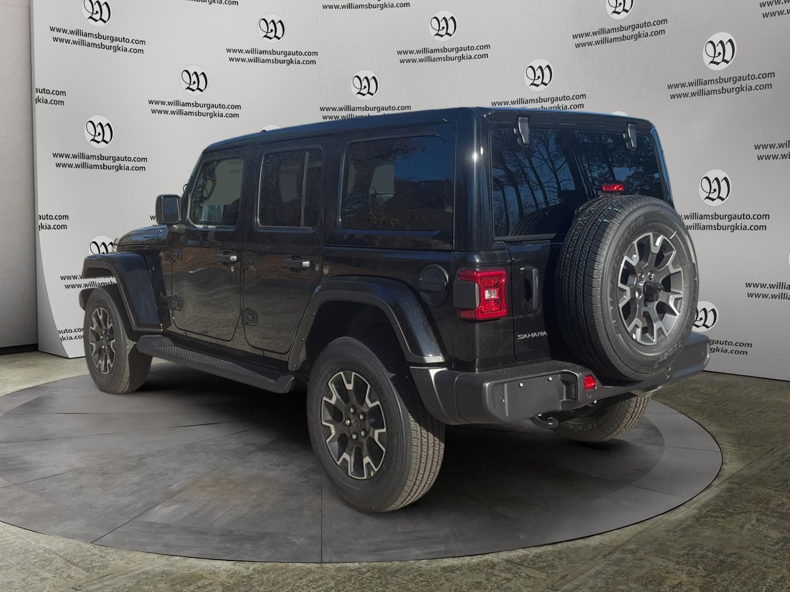 New 2026 Jeep Wrangler Sahara - photo - 2