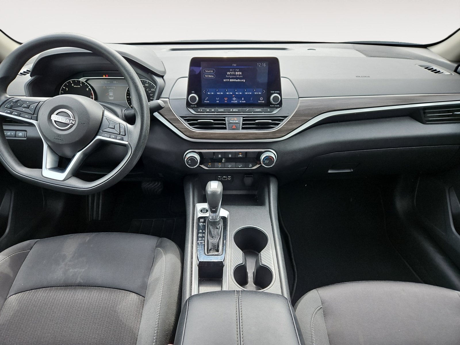 Pre-Owned 2025 Nissan Altima 2.5 SV - photo - 9